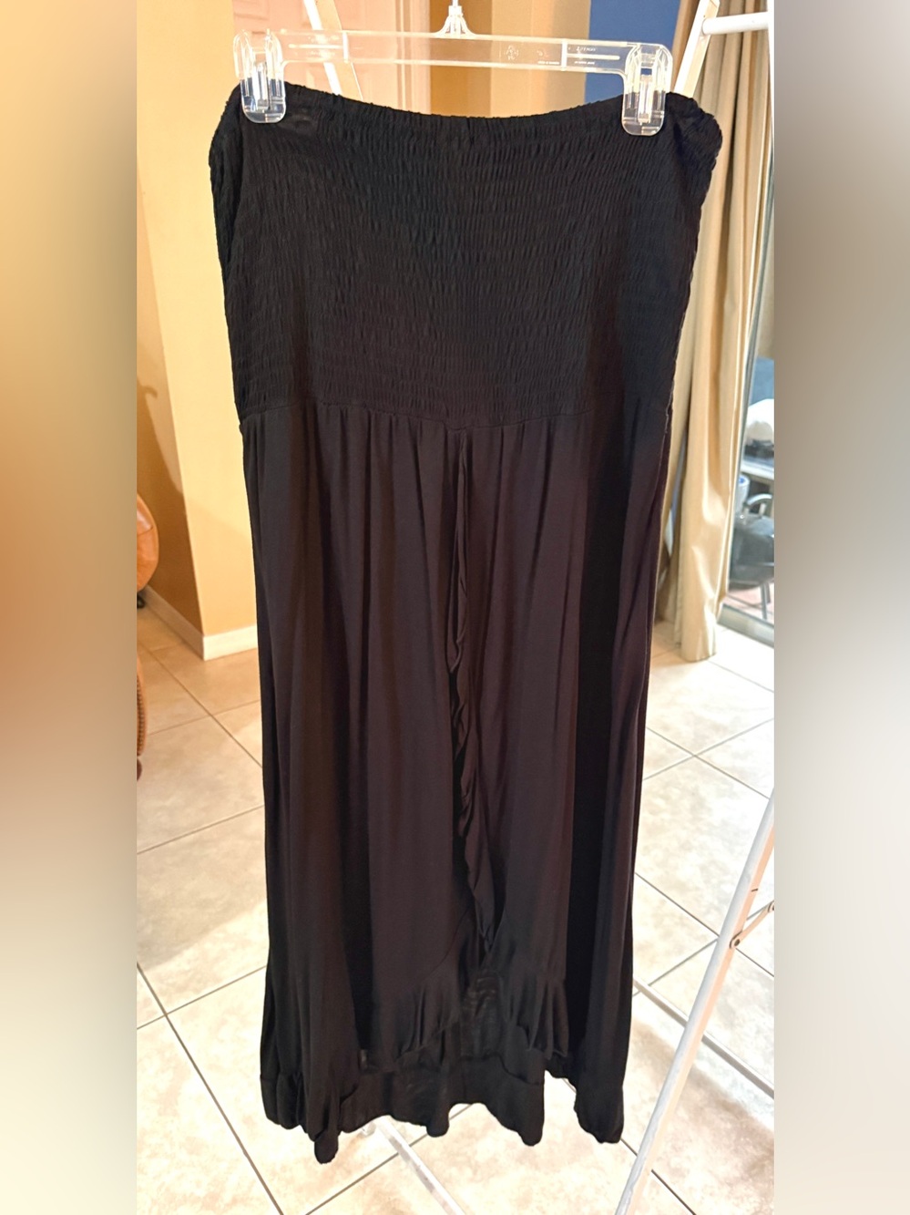 Raviya Black Strapless Smocked Dress / coverup